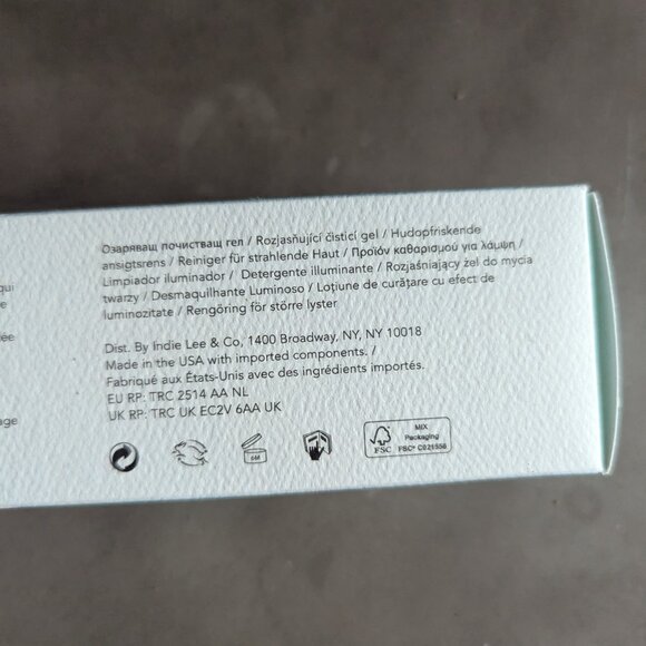Indie Lee Brightening Cleanser - Picture 15 of 16
